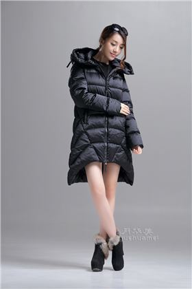 睿牛制衣厂新款斗篷羽绒服.jpg 睿牛制衣厂新款斗篷羽绒服.jpg