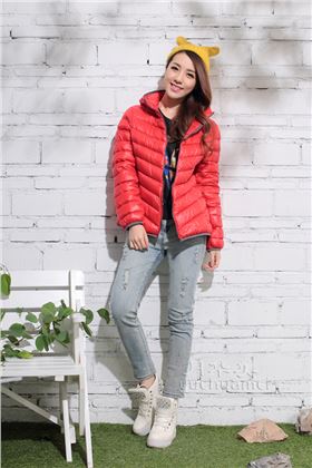 睿牛制衣厂-轻薄款时尚羽绒服.jpg 睿牛制衣厂-轻薄款时尚羽绒服.jpg