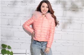 佛山睿牛制衣厂女装新款羽绒服.jpg 佛山睿牛制衣厂女装新款羽绒服.jpg