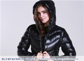羽绒服多少钱