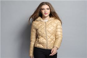 短款薄羽绒服.jpg 短款薄羽绒服.jpg