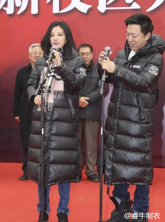 校服羽绒服定制