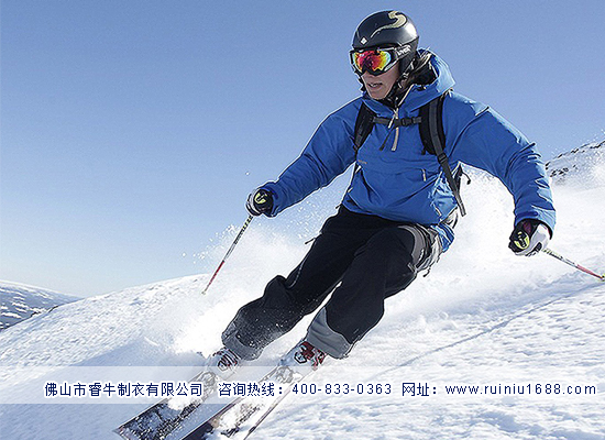 找厂家定制滑雪服你需要知道的事