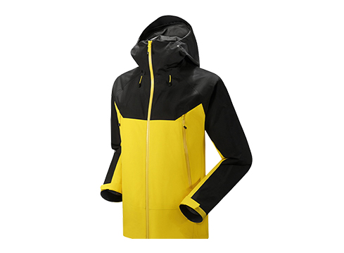 定制专家生产时尚潮牌冲锋衣