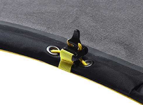 定制专家生产时尚潮牌冲锋衣