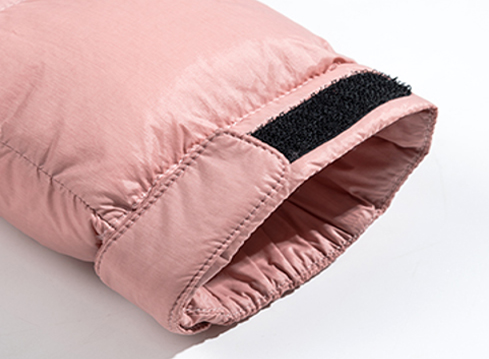 时尚女款保暖羽绒服定制生产代工