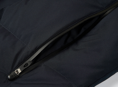 休闲男款保暖羽绒服定制生产厂家