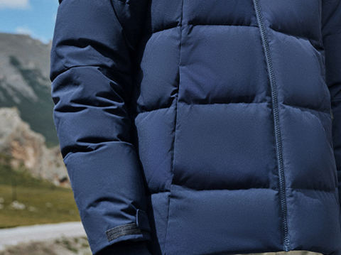 中高端羽绒服工厂 连帽羽绒服定制加工