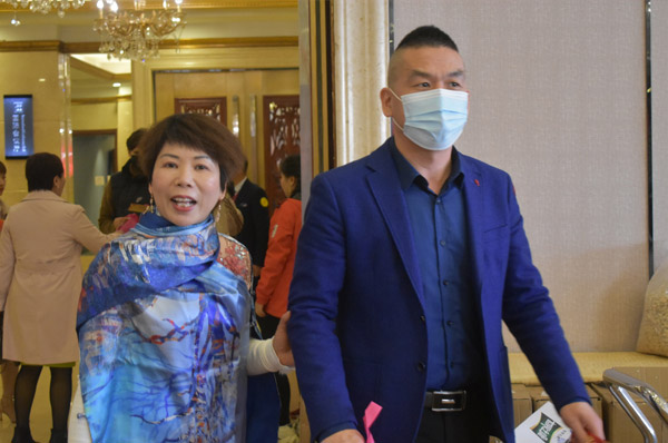 户外服装厂家睿牛制衣 2021嘉年华 户外服装厂家睿牛制衣 2021嘉年华