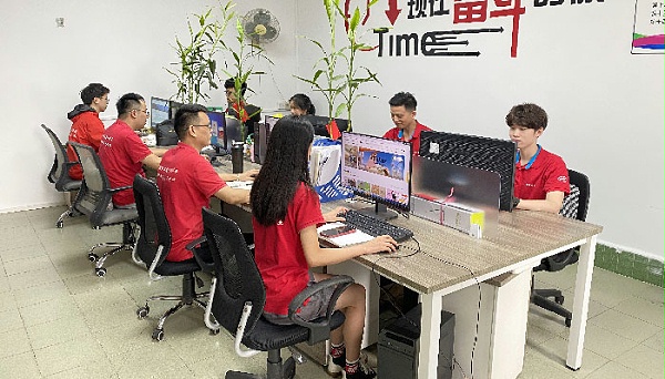 700-400车研发设计