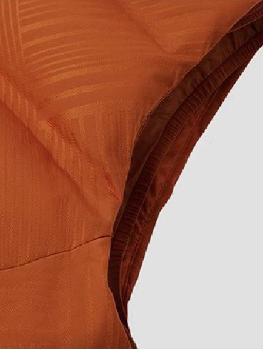 羽绒服工厂来图来样贴牌代工品牌加厚羽绒服