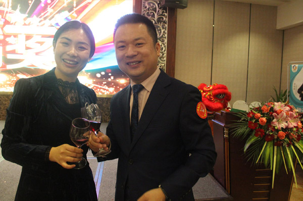 户外服装厂家睿牛制衣 2021嘉年华 户外服装厂家睿牛制衣 2021嘉年华