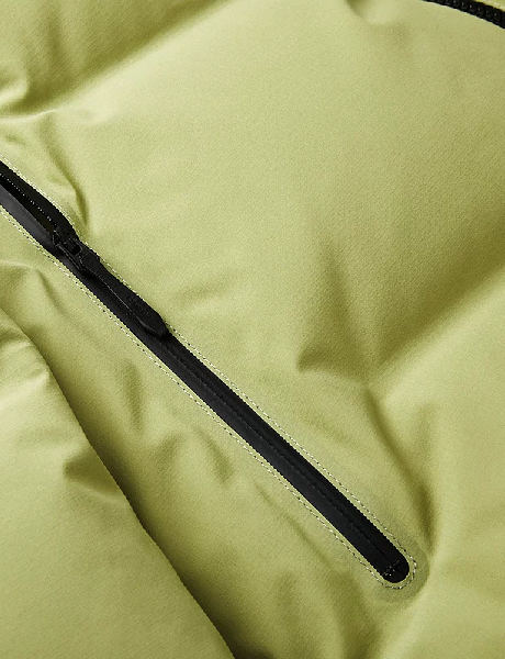 羽绒服工厂专业生产代工高端羽绒服