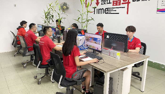 700-400车研发设计