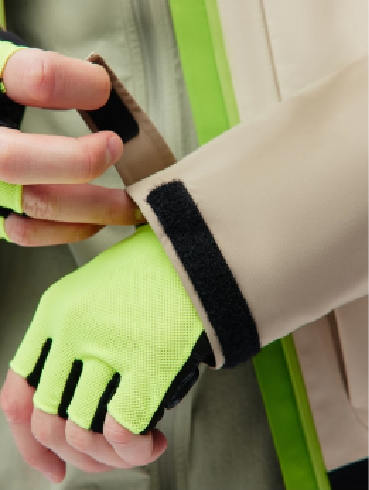 高端硬壳防水压胶冲锋衣贴牌代工